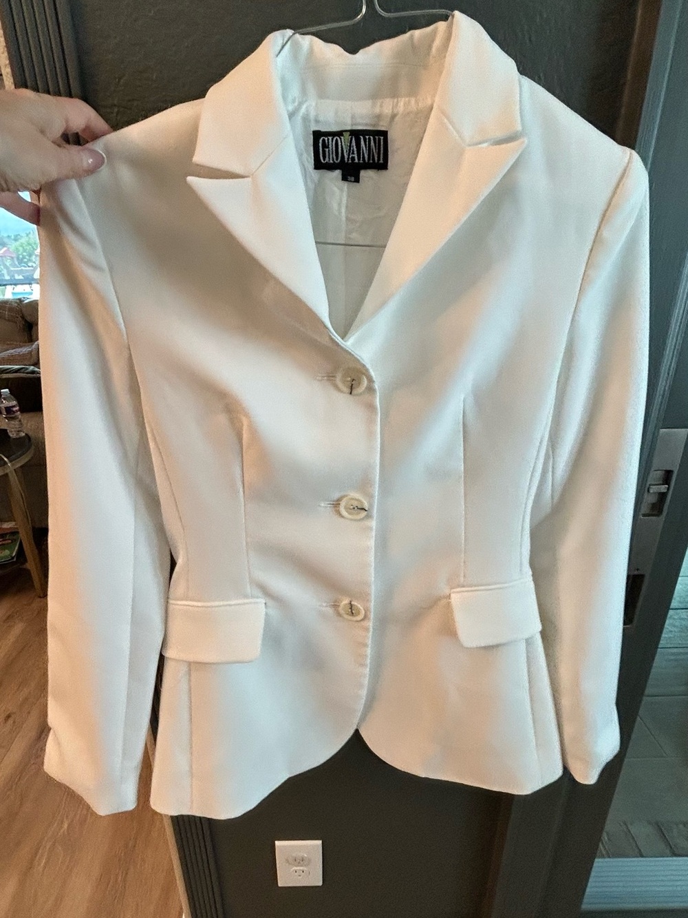 Women's Ivory Tailored Button Blazer